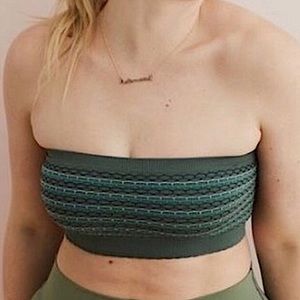 NWOT Aerie ChillPlayMove Seamless Bandeau Bralette